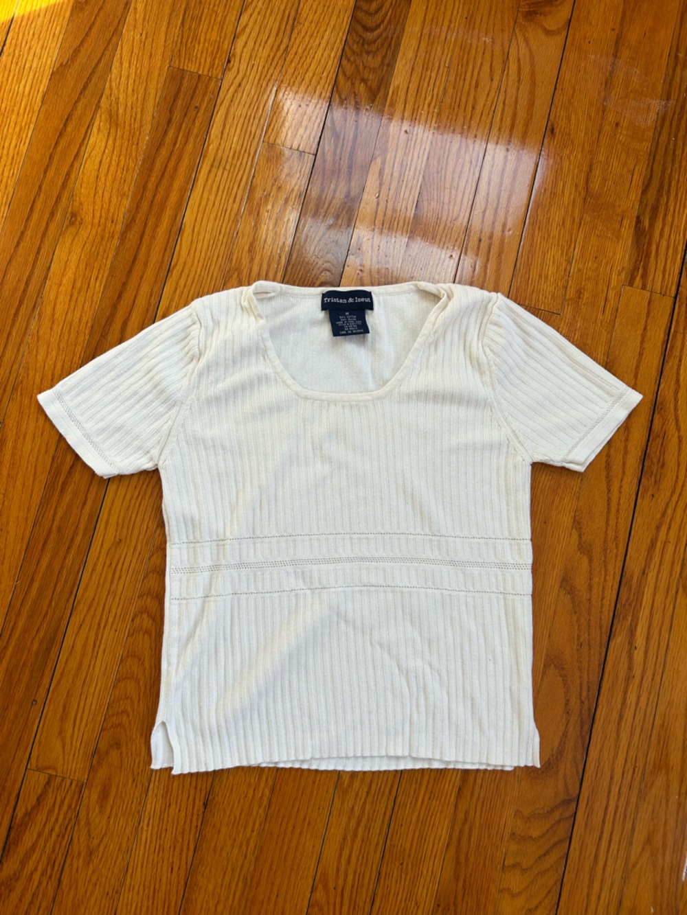 Tristan & Isuet Cream Ribbed Short Sleeve Knit Top